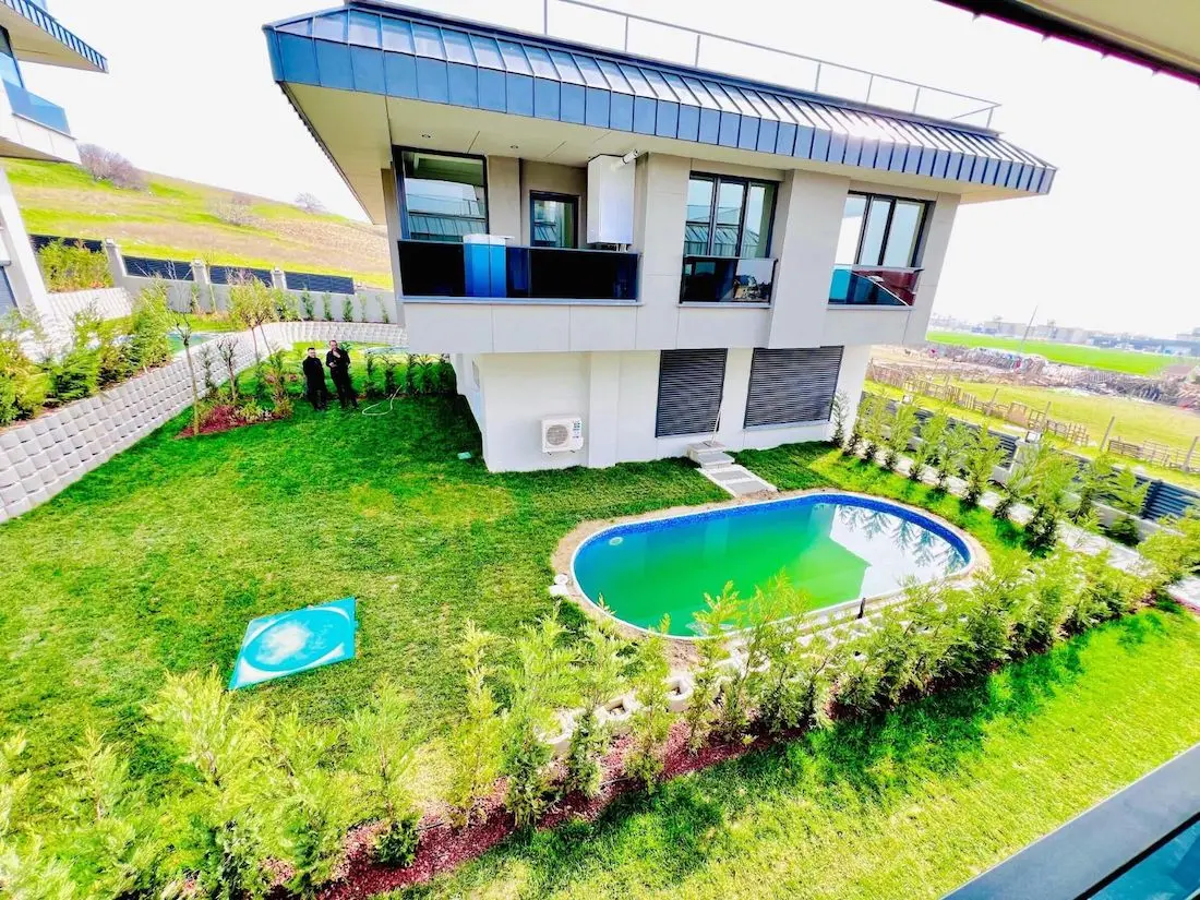 Property in Kumburgaz